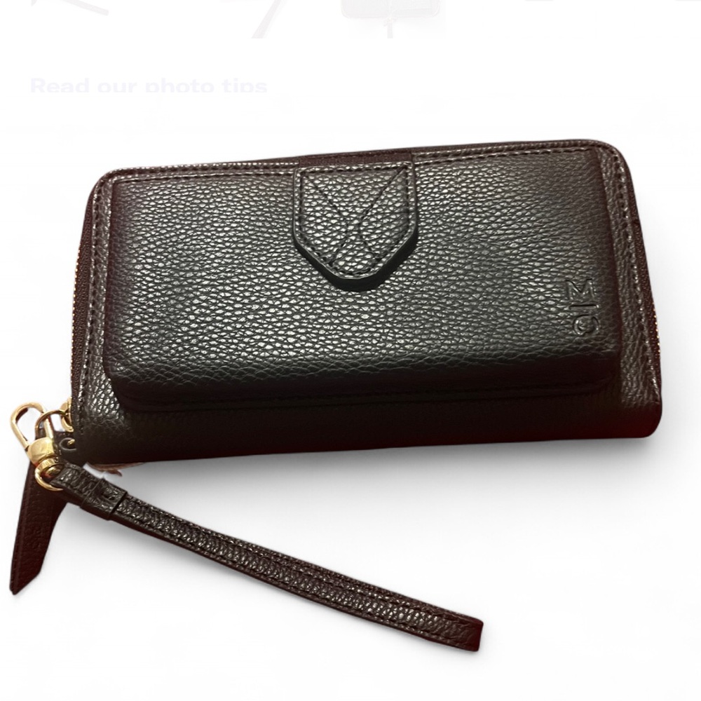 Black Leather Wristlet Wallet